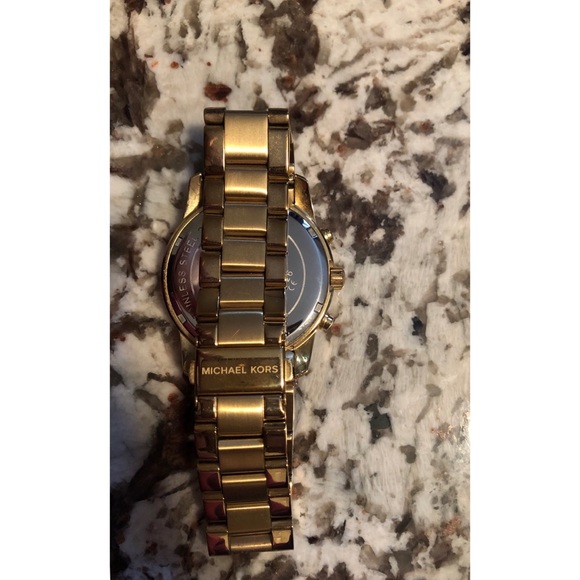 Michael Kors Watch - Picture 2 of 8